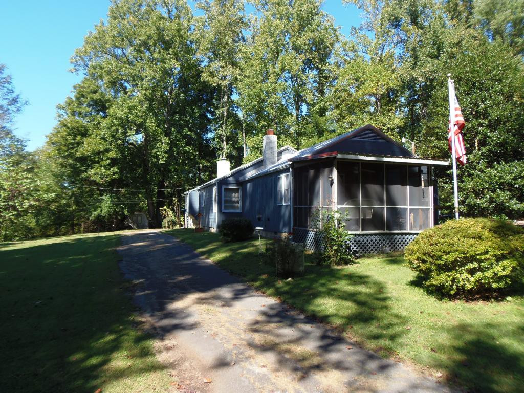 186 Cbm Camp Road Watauga, TN 37694 - Photo 3 of 23 Photo 3