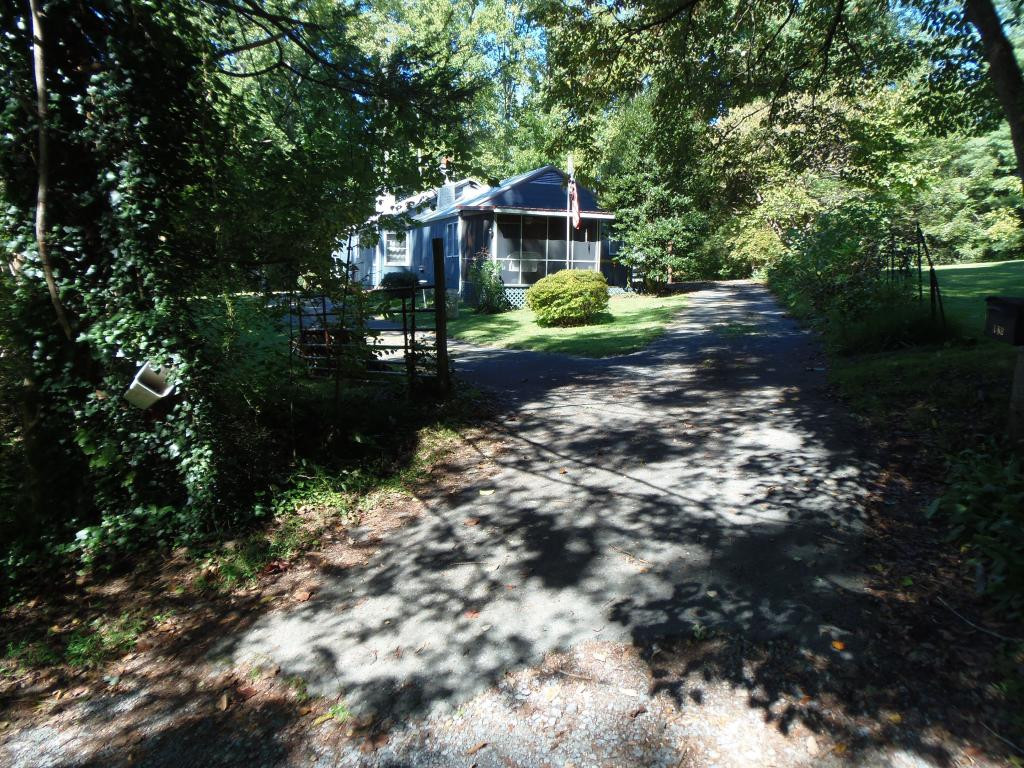 186 Cbm Camp Road Watauga, TN 37694 - Photo 8 of 23 Photo 8