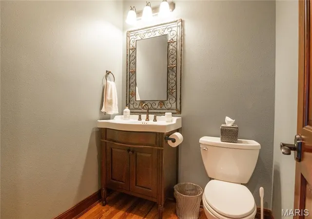 $1,500,000 | 10665 Highway 160, Harviell, MO 63945