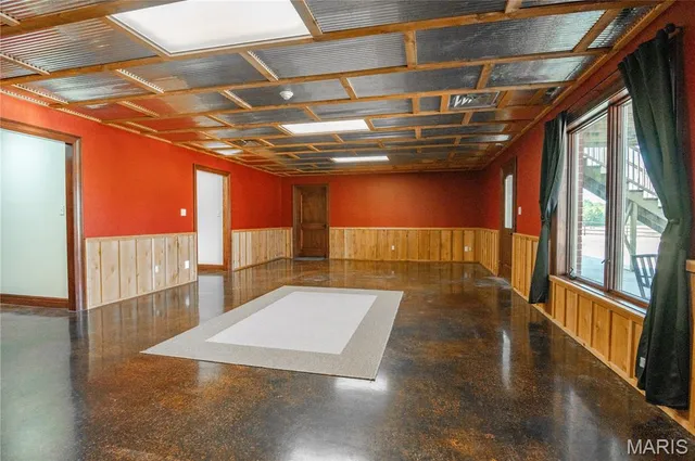 $1,500,000 | 10665 Highway 160, Harviell, MO 63945