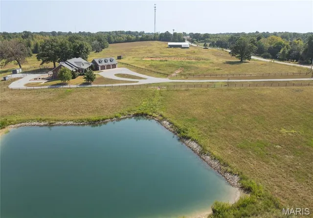 $1,500,000 | 10665 Highway 160, Harviell, MO 63945