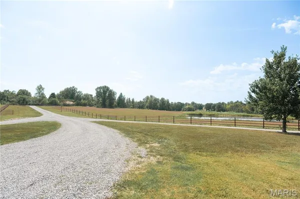 $1,500,000 | 10665 Highway 160, Harviell, MO 63945