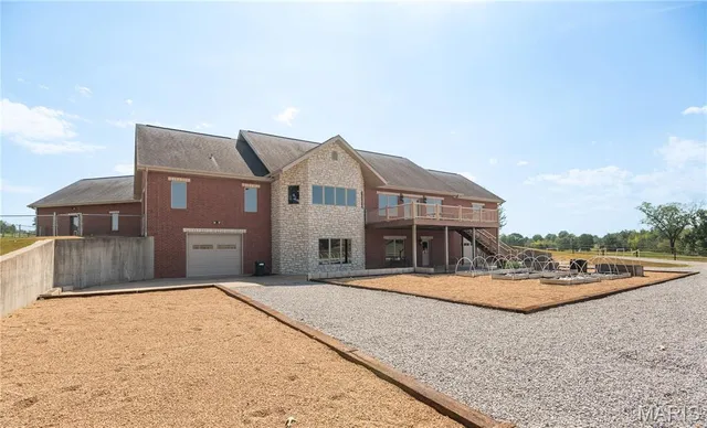 $1,500,000 | 10665 Highway 160, Harviell, MO 63945