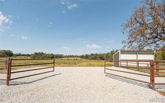 $1,500,000 | 10665 Highway 160, Harviell, MO 63945