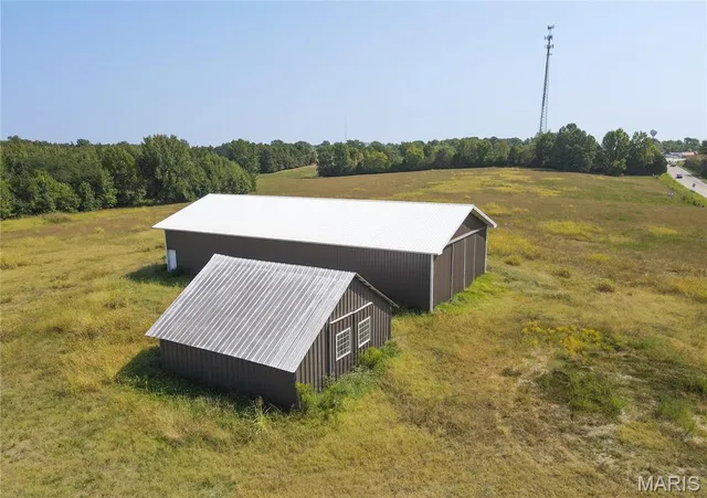$1,500,000 | 10665 Highway 160, Harviell, MO 63945