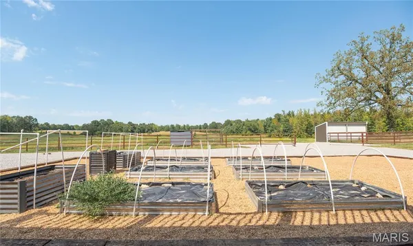 $1,500,000 | 10665 Highway 160, Harviell, MO 63945