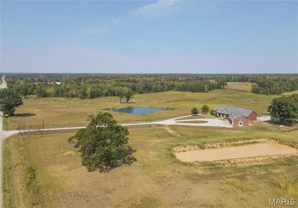 $1,500,000 | 10665 Highway 160, Harviell, MO 63945