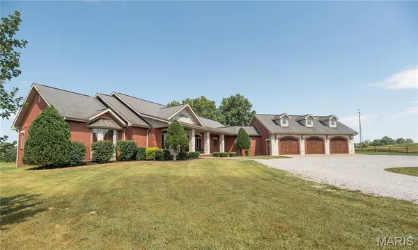 $1,500,000 | 10665 Highway 160, Harviell, MO 63945