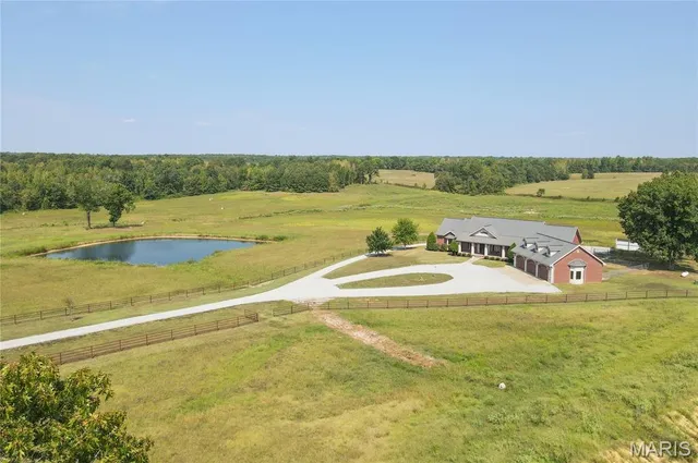 $1,500,000 | 10665 Highway 160, Harviell, MO 63945