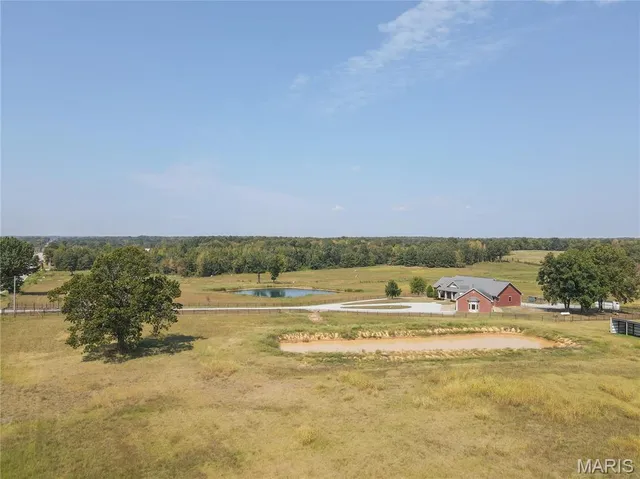 $1,500,000 | 10665 Highway 160, Harviell, MO 63945