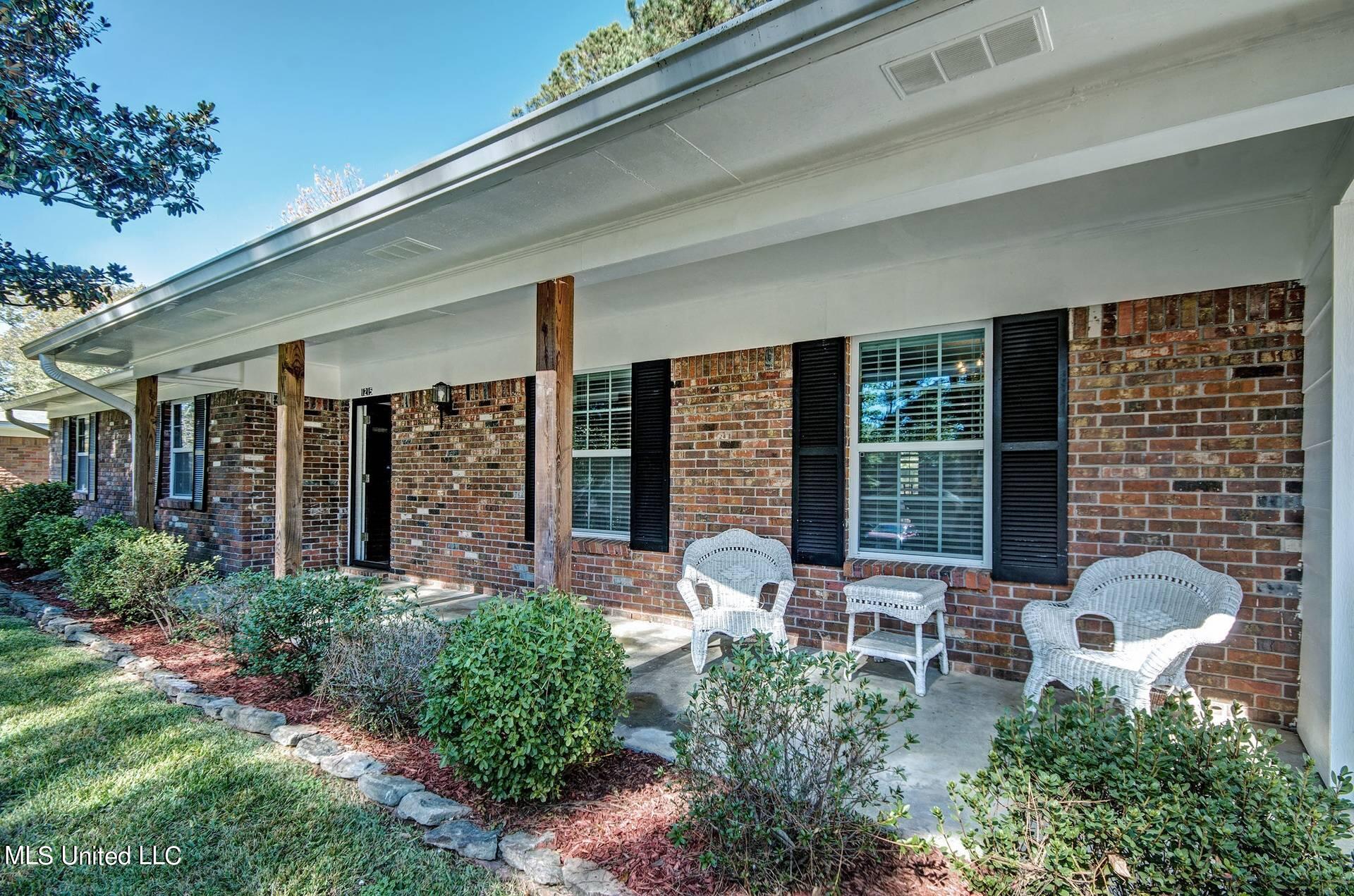 1215 Rockingham Drive Clinton, MS 39056 - Photo 3 of 27 3
