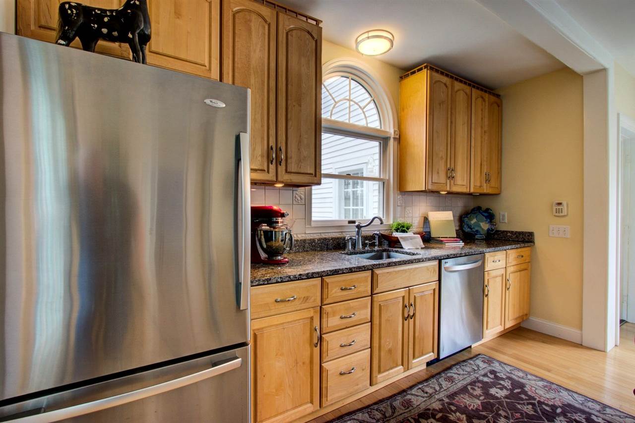 435 Exeter Road Hampton, NH 03842 - Photo 23 of 40