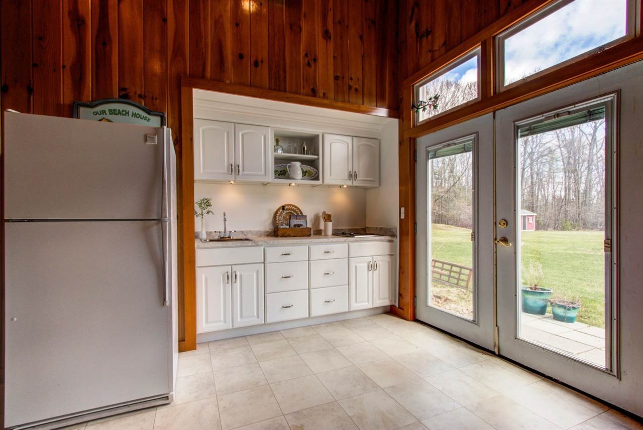 435 Exeter Road Hampton, NH 03842 - Photo 10 of 40