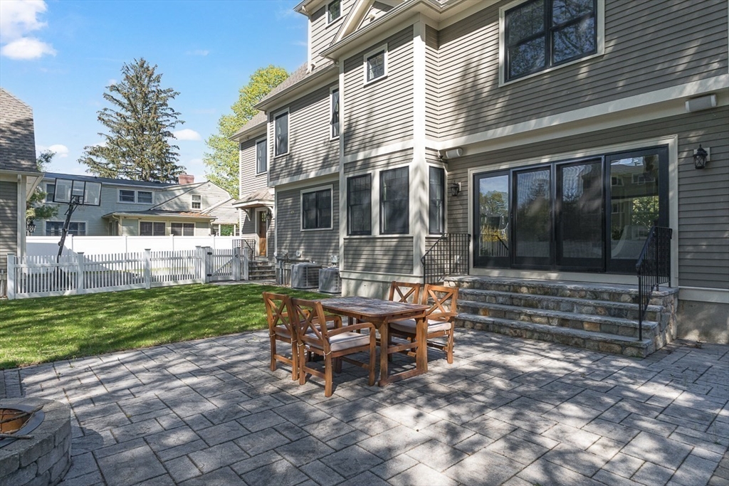 15 York Road Winchester, MA 01890 - Photo 34 of 38