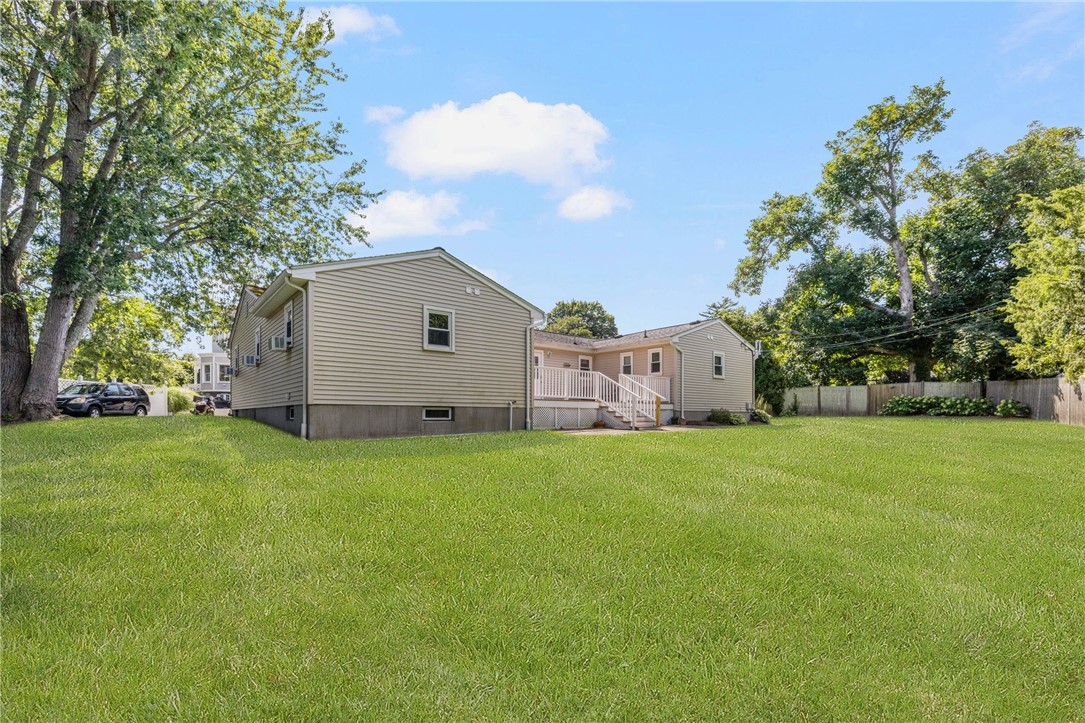 7 Restmere Terrace, Unit A Middletown, RI 02842 - Photo 28 of 34 Gallery Image 28