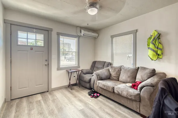 $520,000 | 112 East Main Street, Nyssa, OR 97913