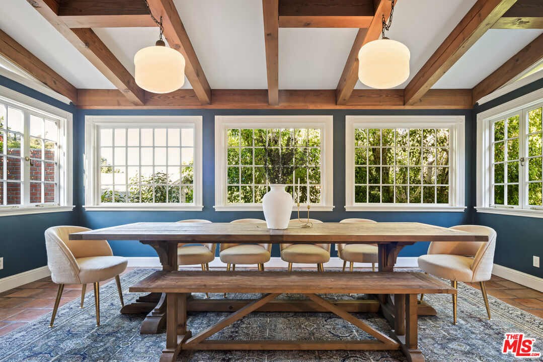 8504 Ridpath Drive Los Angeles, CA 90046 - Photo 8 of 22 Gallery Image 8