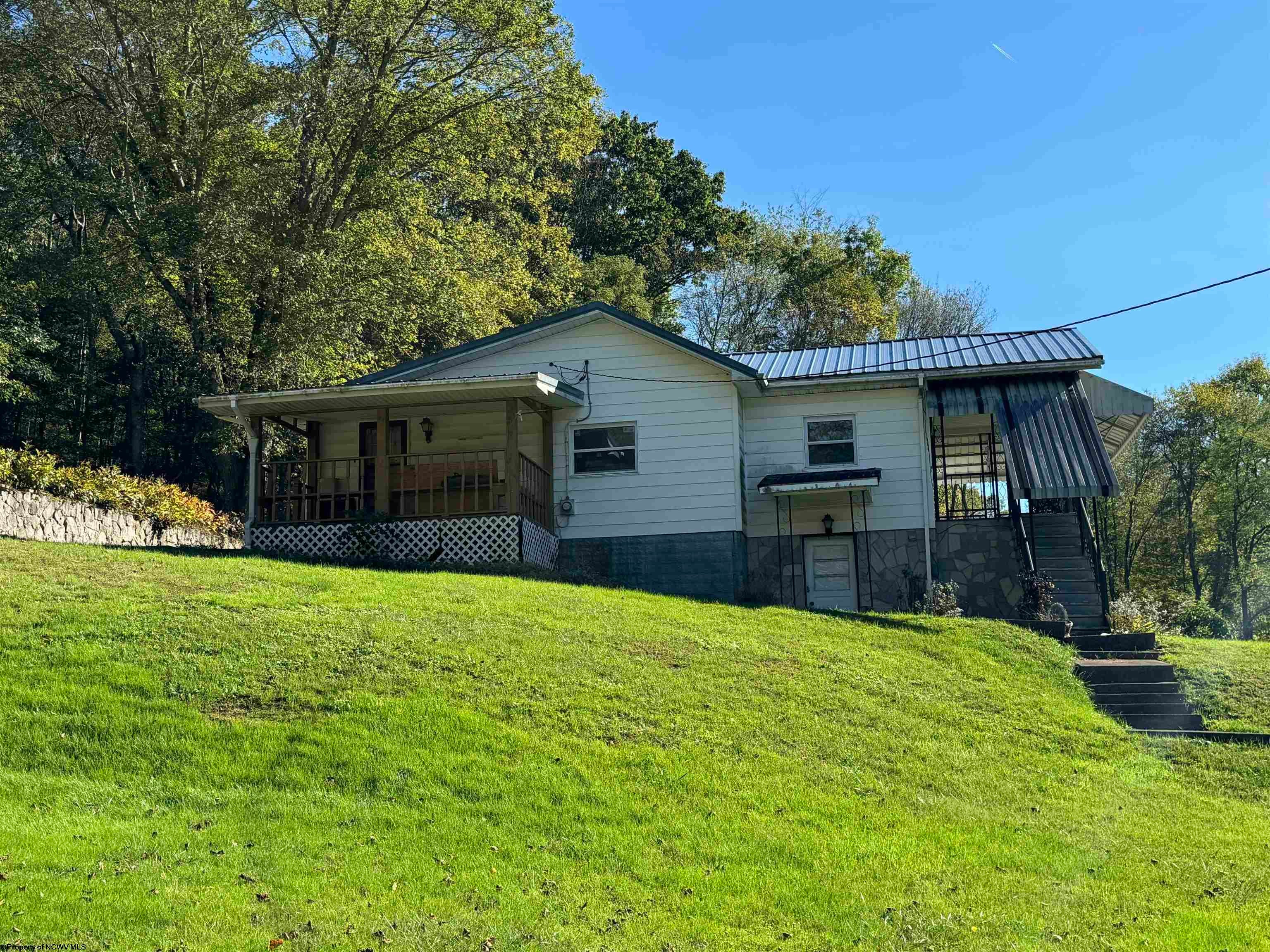 259 Jesse's Run Road Fairview, WV 26570 - Photo 15 of 22 Gallery Image 15