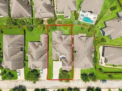 $599,000 | 19 Peace Tree Way, Tomball, TX 77375