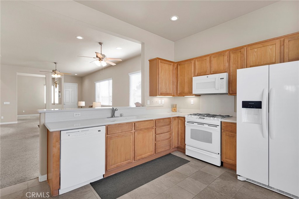 10149 Darby Road Apple Valley, CA 92308 - Photo 15 of 46