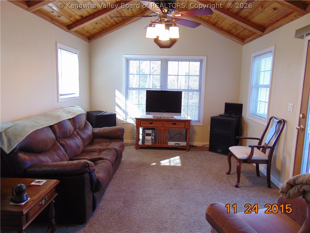 302 Pinnell Point Elkview, WV 25071 - Photo 2 of 17 Gallery Image 2