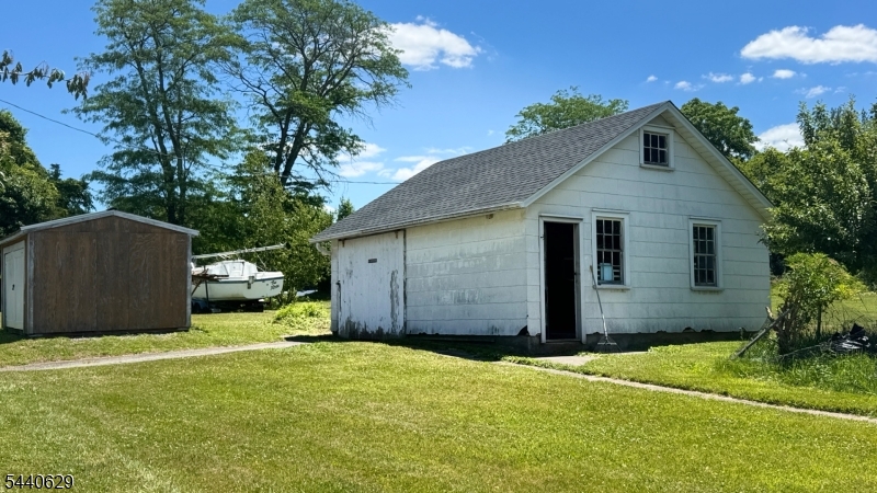 14 Hoffman Road Lebanon, NJ 08833 - Photo 18 of 28
