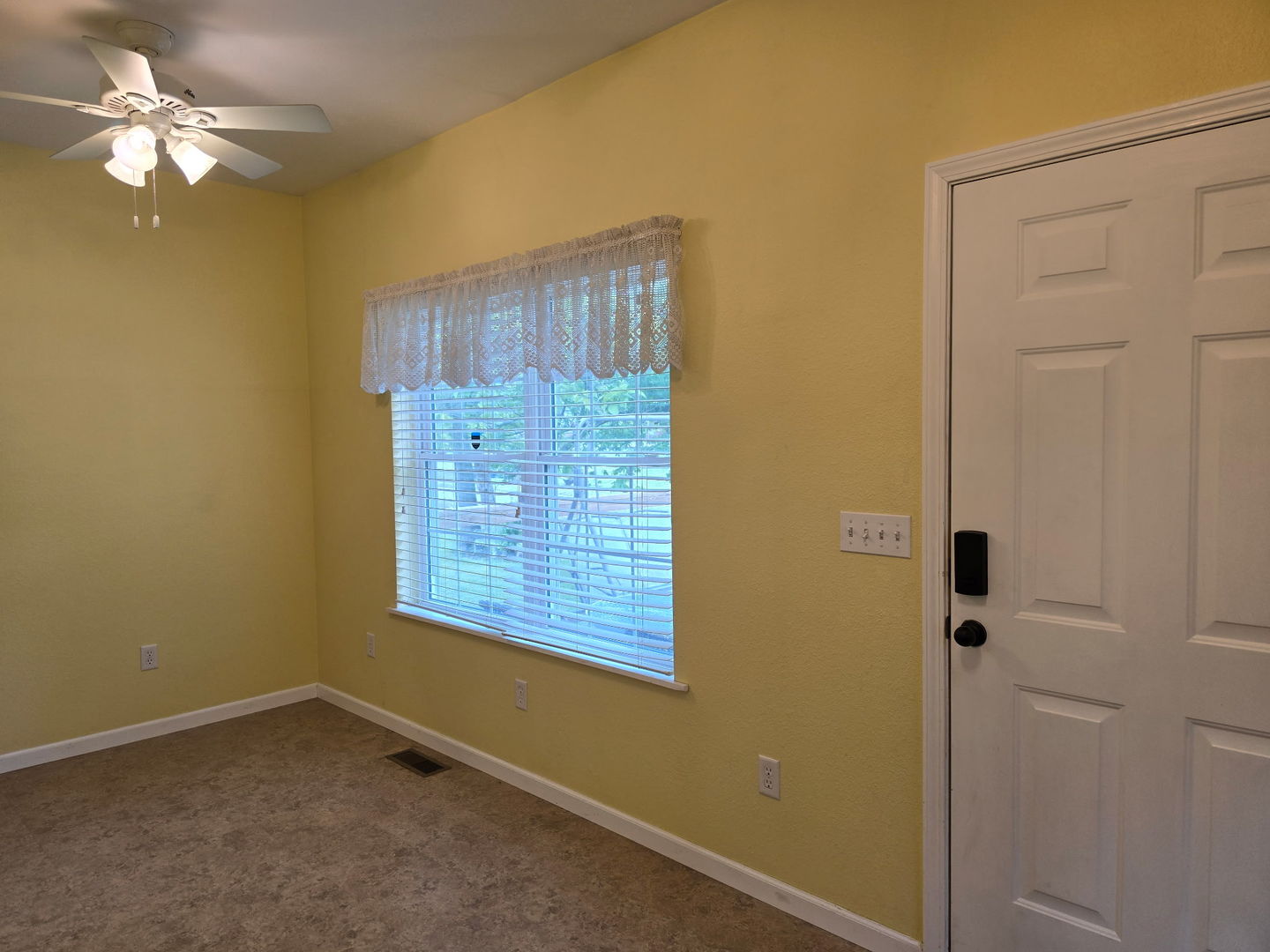 2806 Jones Street Eldorado, IL 62930 - Photo 21 of 23