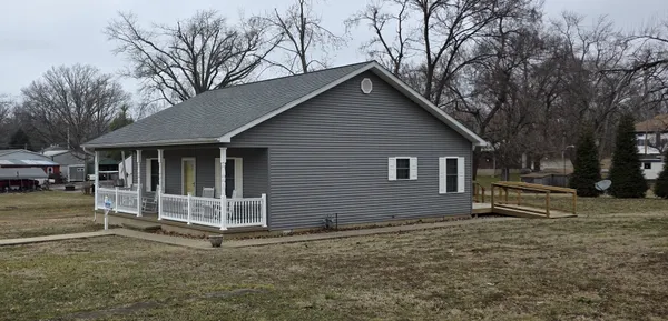 $162,500 | 2806 Jones Street, Eldorado, IL 62930