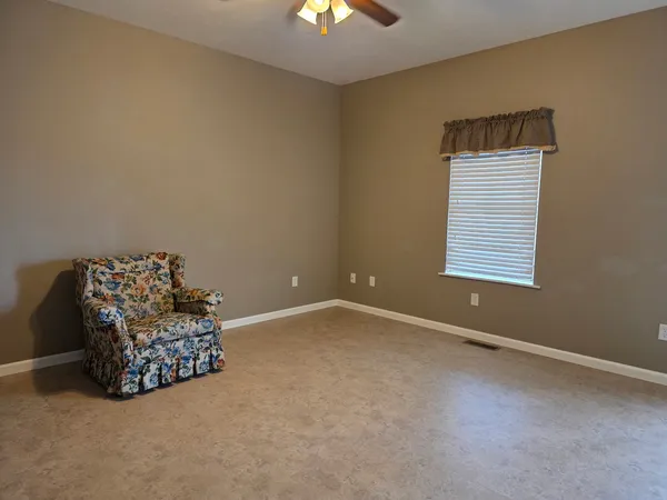 $162,500 | 2806 Jones Street, Eldorado, IL 62930