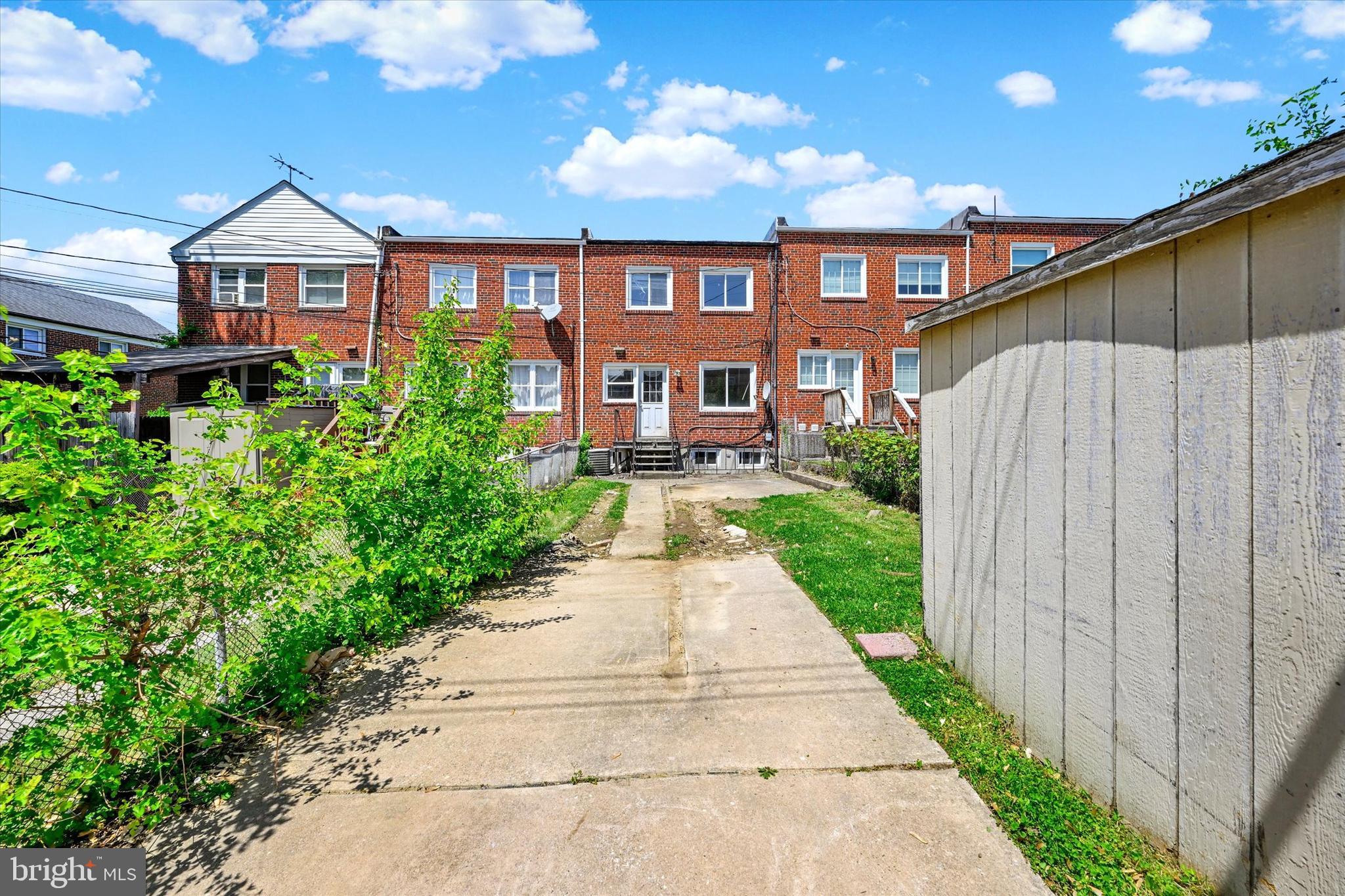 1117 Deanwood Road Baltimore, MD 21234 - Photo 17 of 23 Gallery Image 17