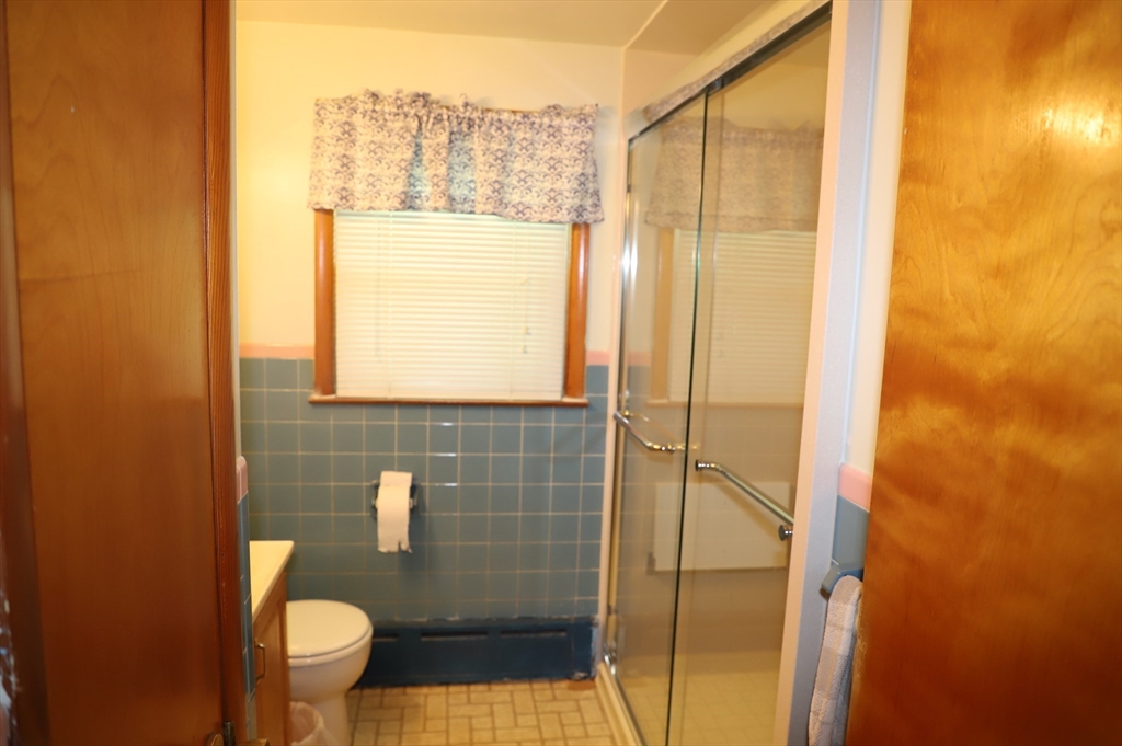 25 Peer Street Springfield, MA 01109 - Photo 18 of 26 Gallery Image 18
