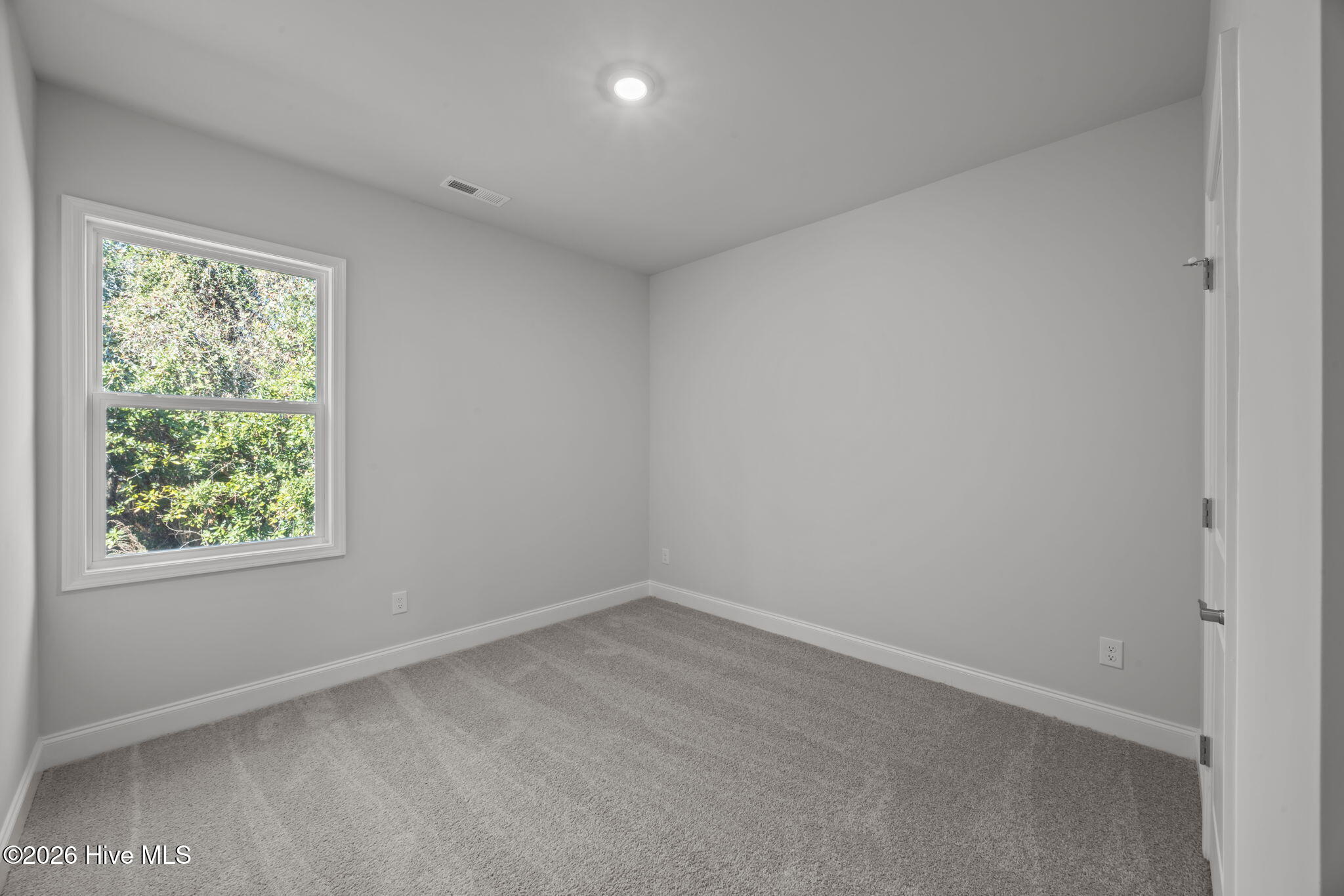 5708 Sloop Court New Bern, NC 28560 - Photo 26 of 90 25-web-or-mls-0C0A1401