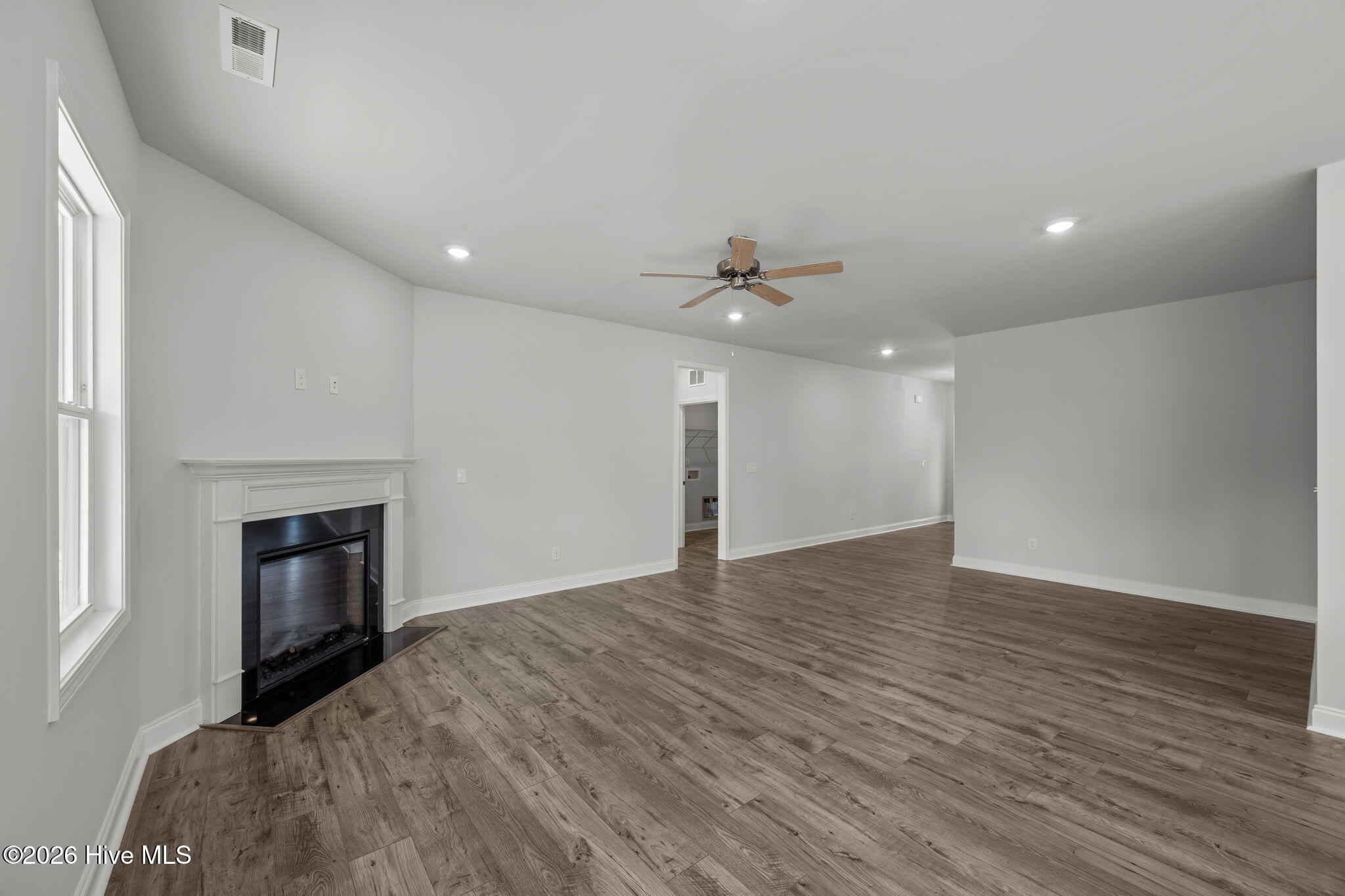 5708 Sloop Court New Bern, NC 28560 - Photo 9 of 90 17-web-or-mls-0C0A1373