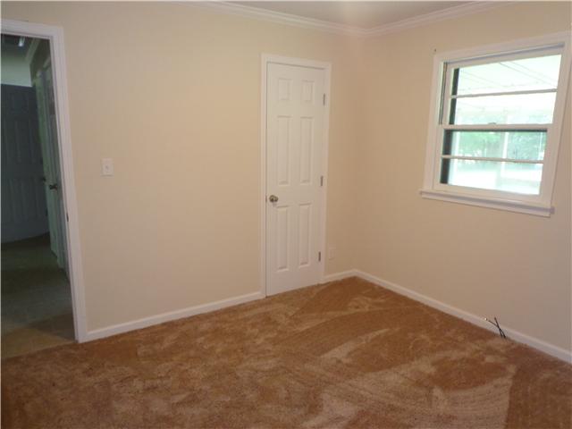 318 Jackson Road Portland, TN 37148 - Photo 14 of 18 Office