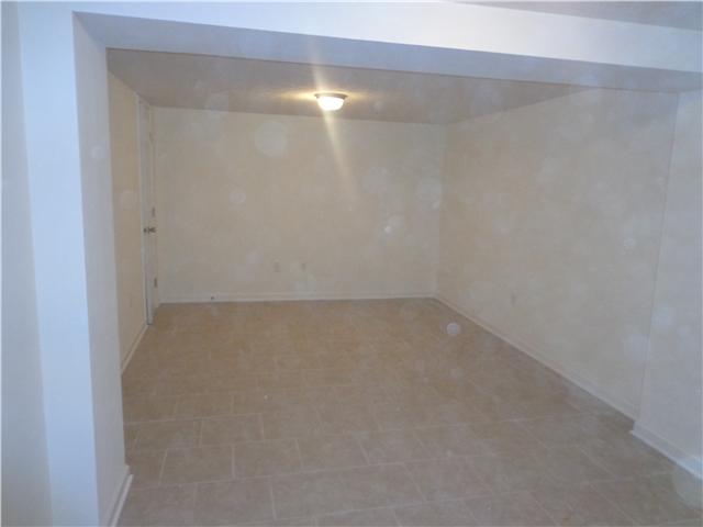 318 Jackson Road Portland, TN 37148 - Photo 3 of 18 Downstairs Large Bedroom w/ Walk-in Closet