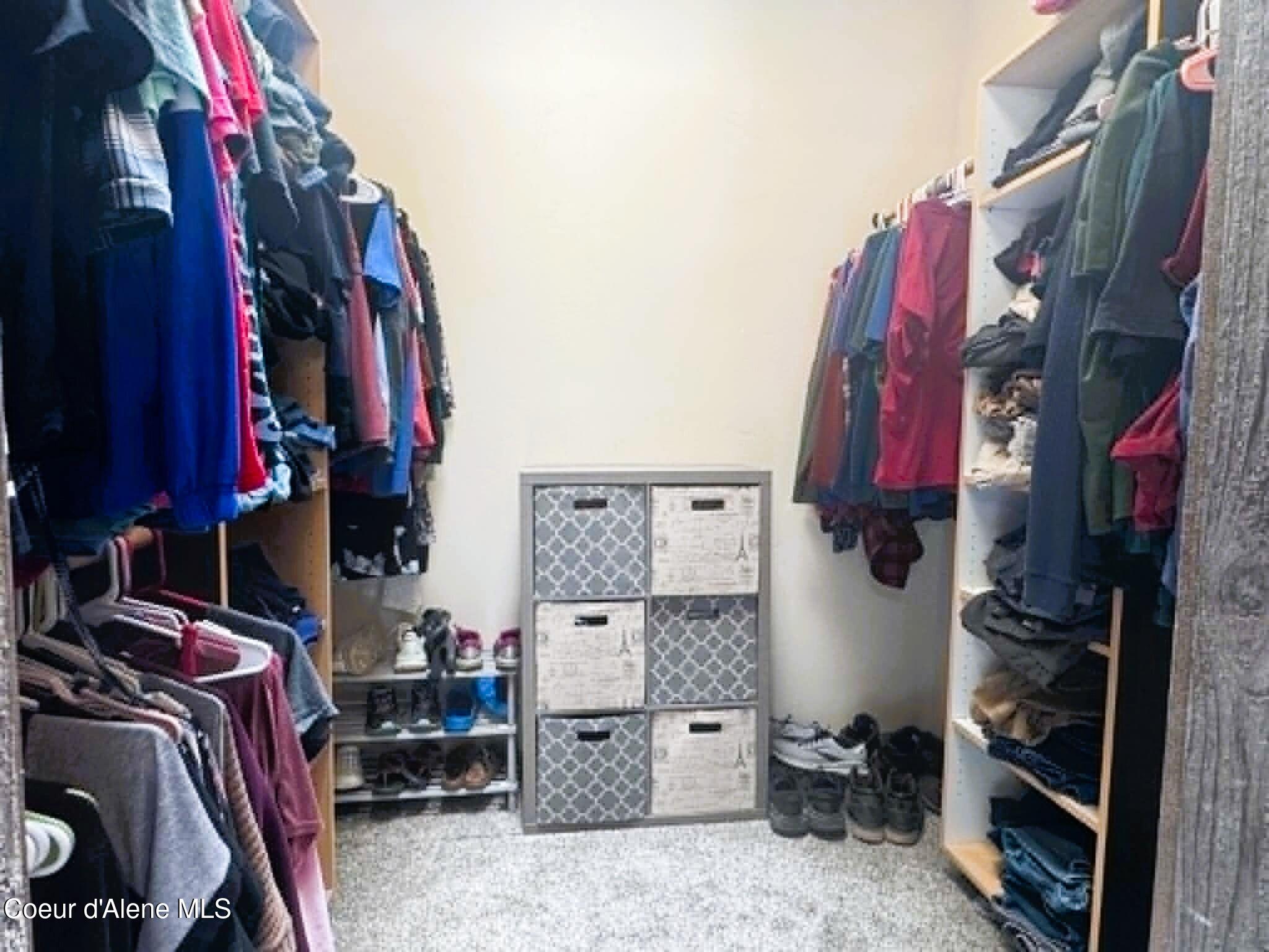 6637 East Little Joe Road Coeur D'Alene, ID 83814 - Photo 20 of 44 Primary Closet