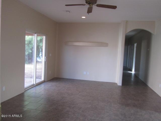 2540 East Roeser Road Phoenix, AZ 85040 - Photo 2 of 15 img_7434