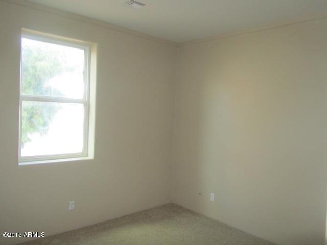 2540 East Roeser Road Phoenix, AZ 85040 - Photo 9 of 15 img_7441