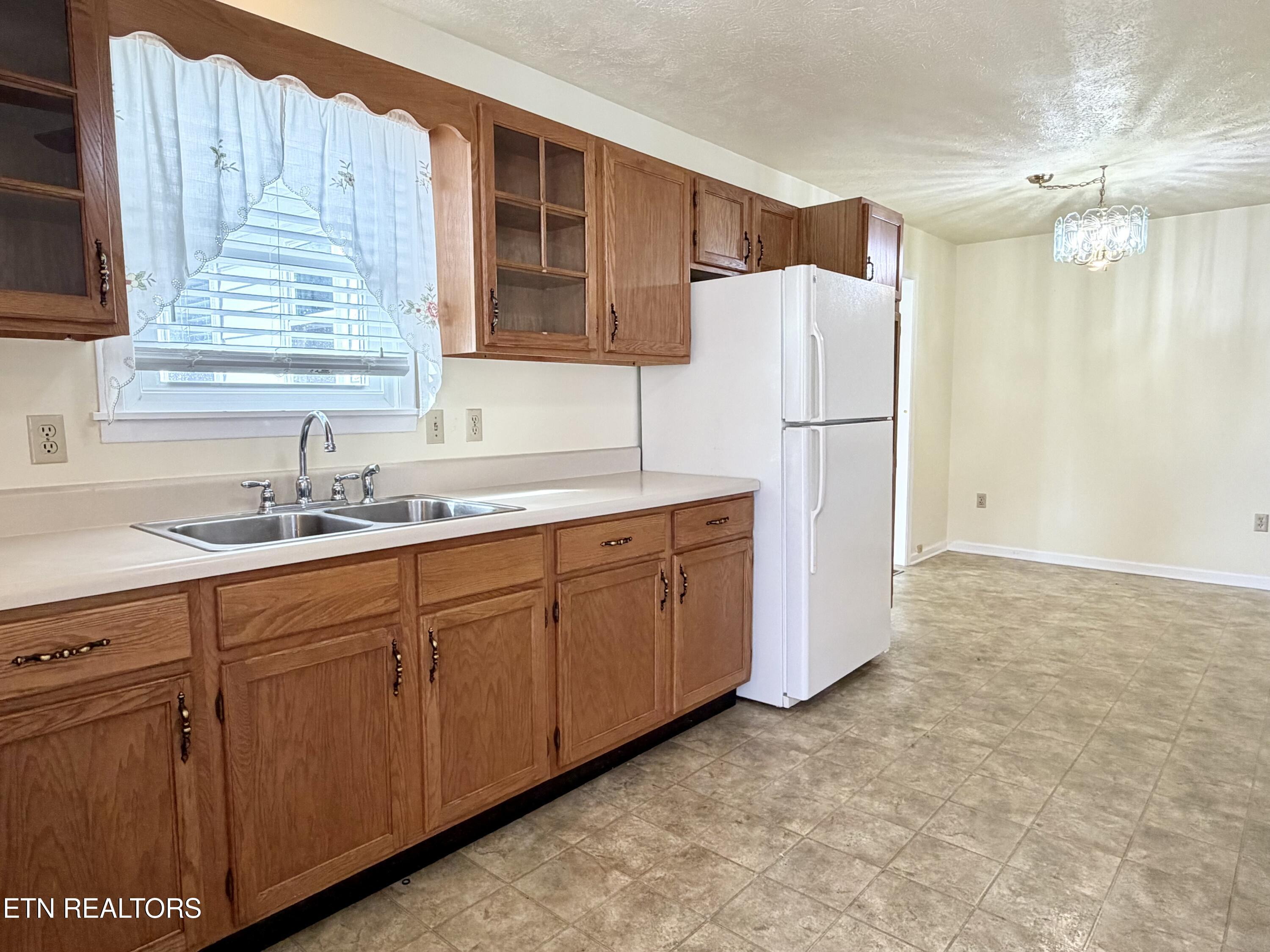 246 Valley View Road La Follette, TN 37766 - Photo 16 of 34 IMG_3888