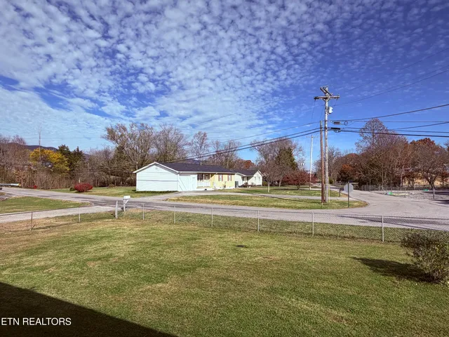 $274,500 | 246 Valley View Road, La Follette, TN 37766