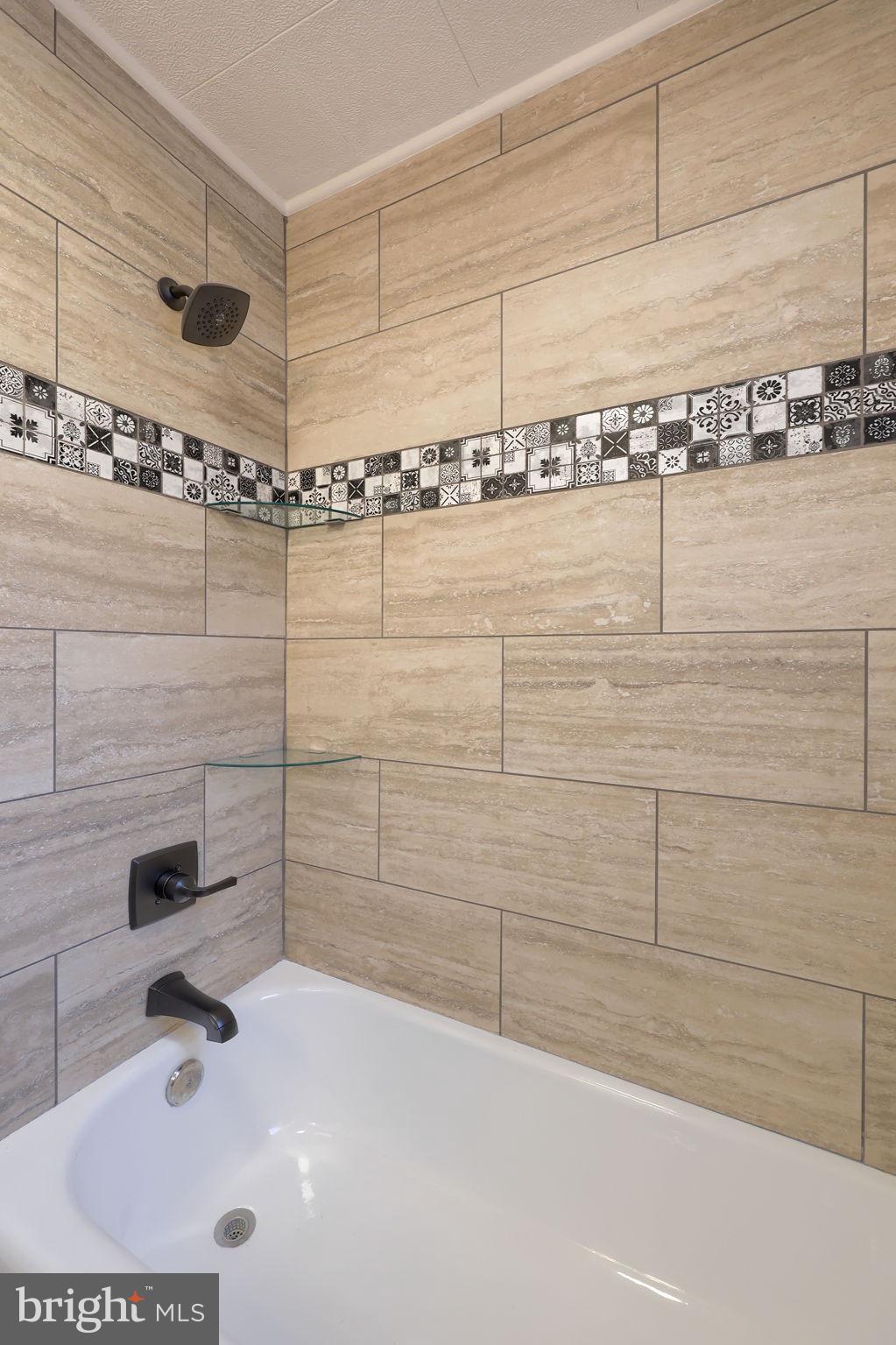 528 High Street Lancaster, PA 17603 - Photo 22 of 32 a bathroom with a shower