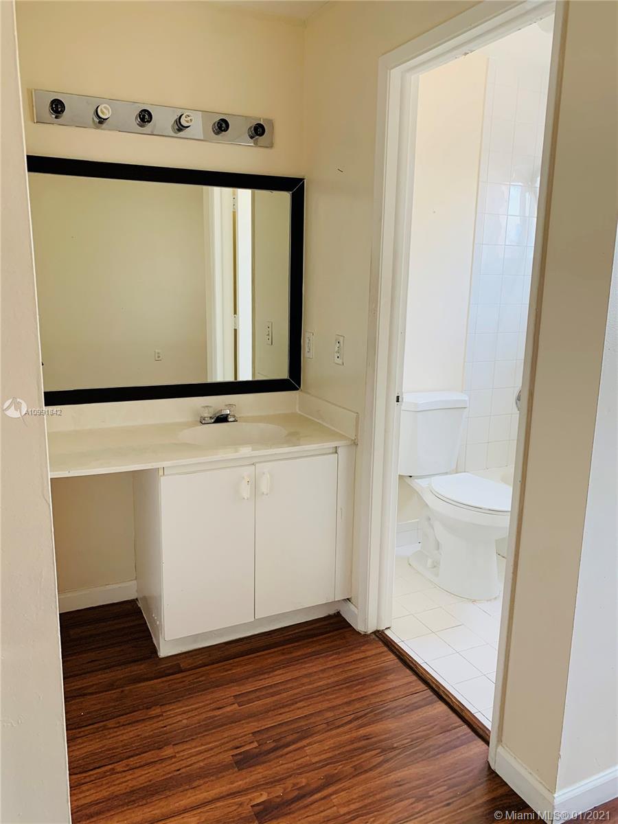 14915 Southwest 80th Street, Unit 218 Miami, FL 33193 - Photo 17 of 36