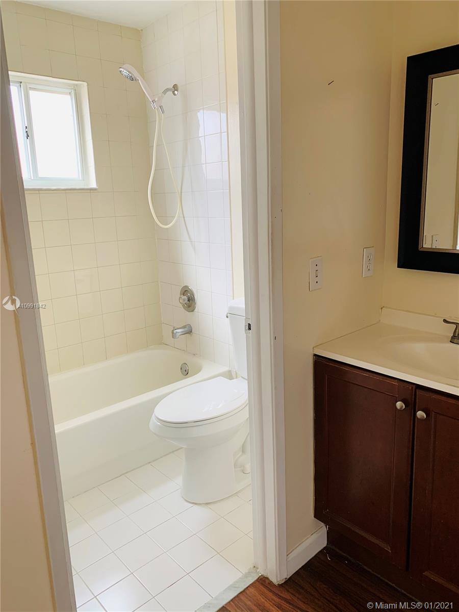 14915 Southwest 80th Street, Unit 218 Miami, FL 33193 - Photo 25 of 36