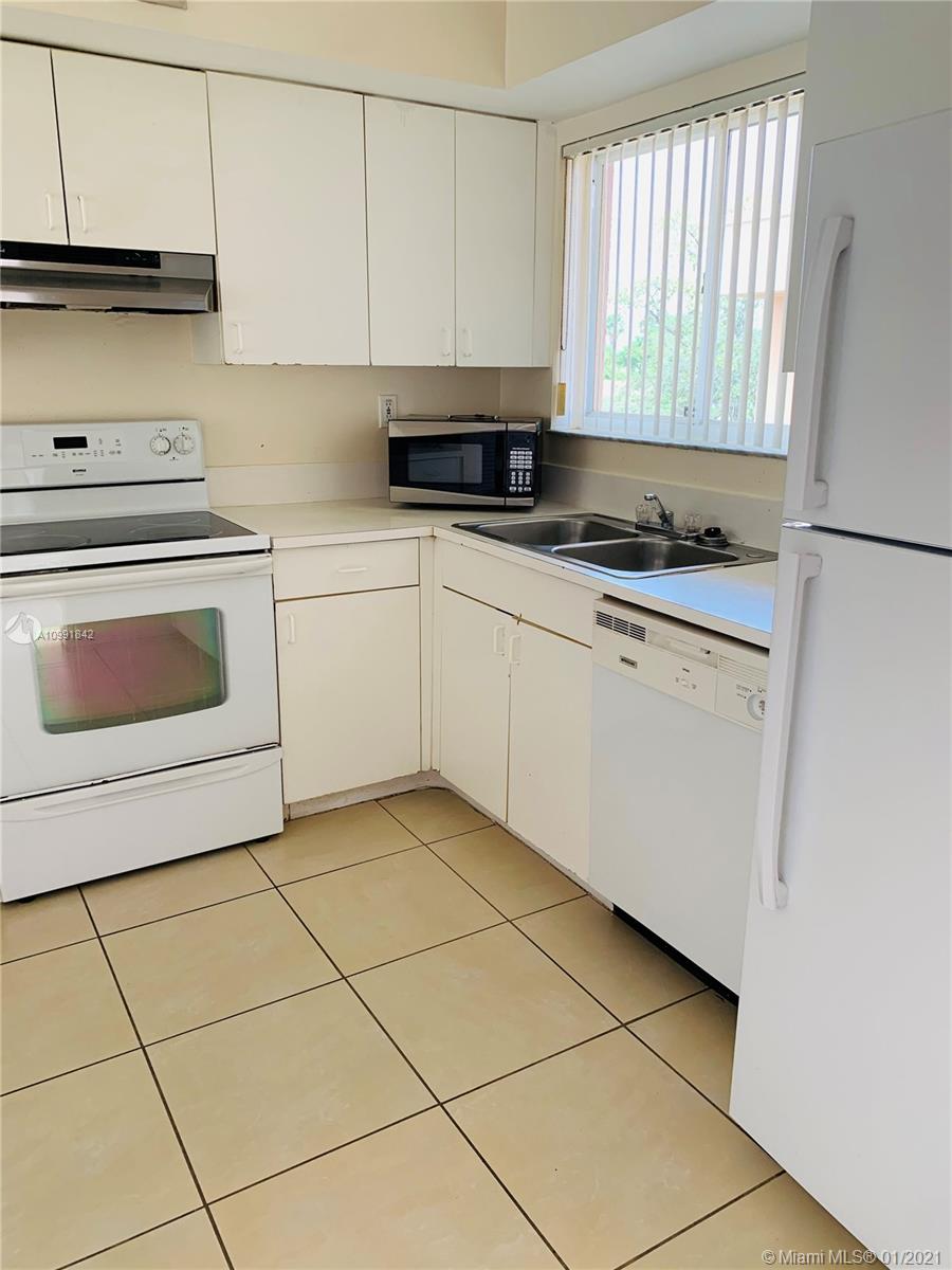 14915 Southwest 80th Street, Unit 218 Miami, FL 33193 - Photo 5 of 36