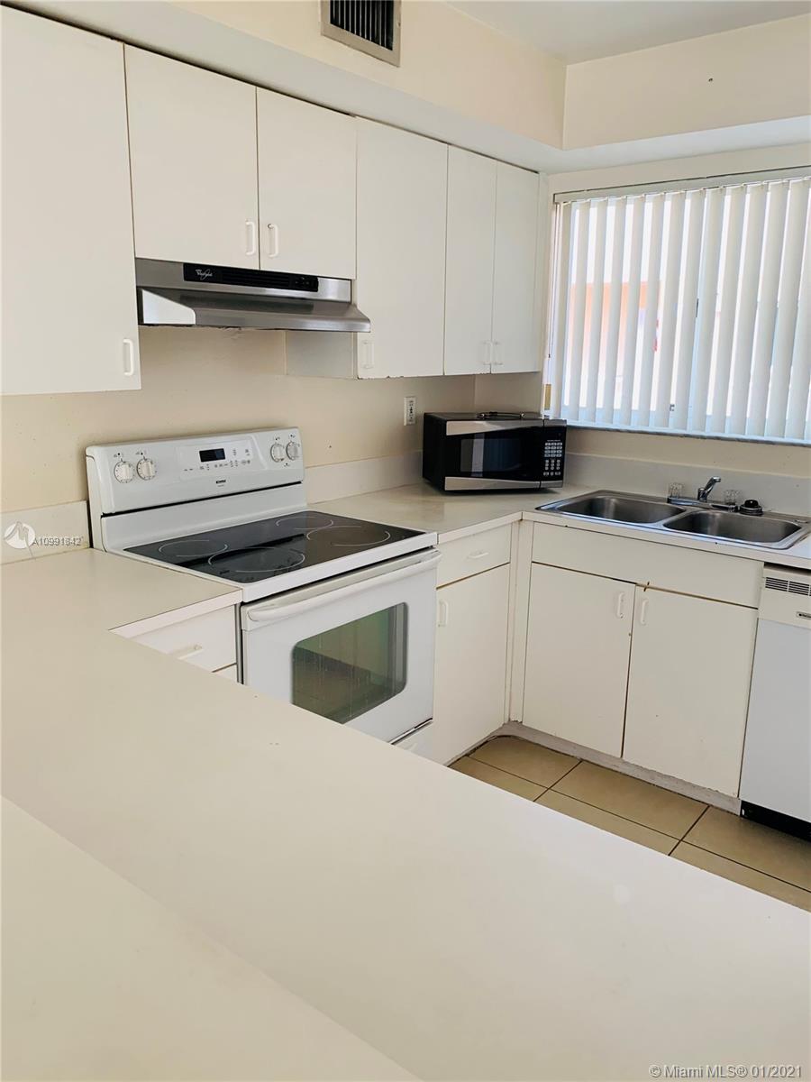 14915 Southwest 80th Street, Unit 218 Miami, FL 33193 - Photo 6 of 36