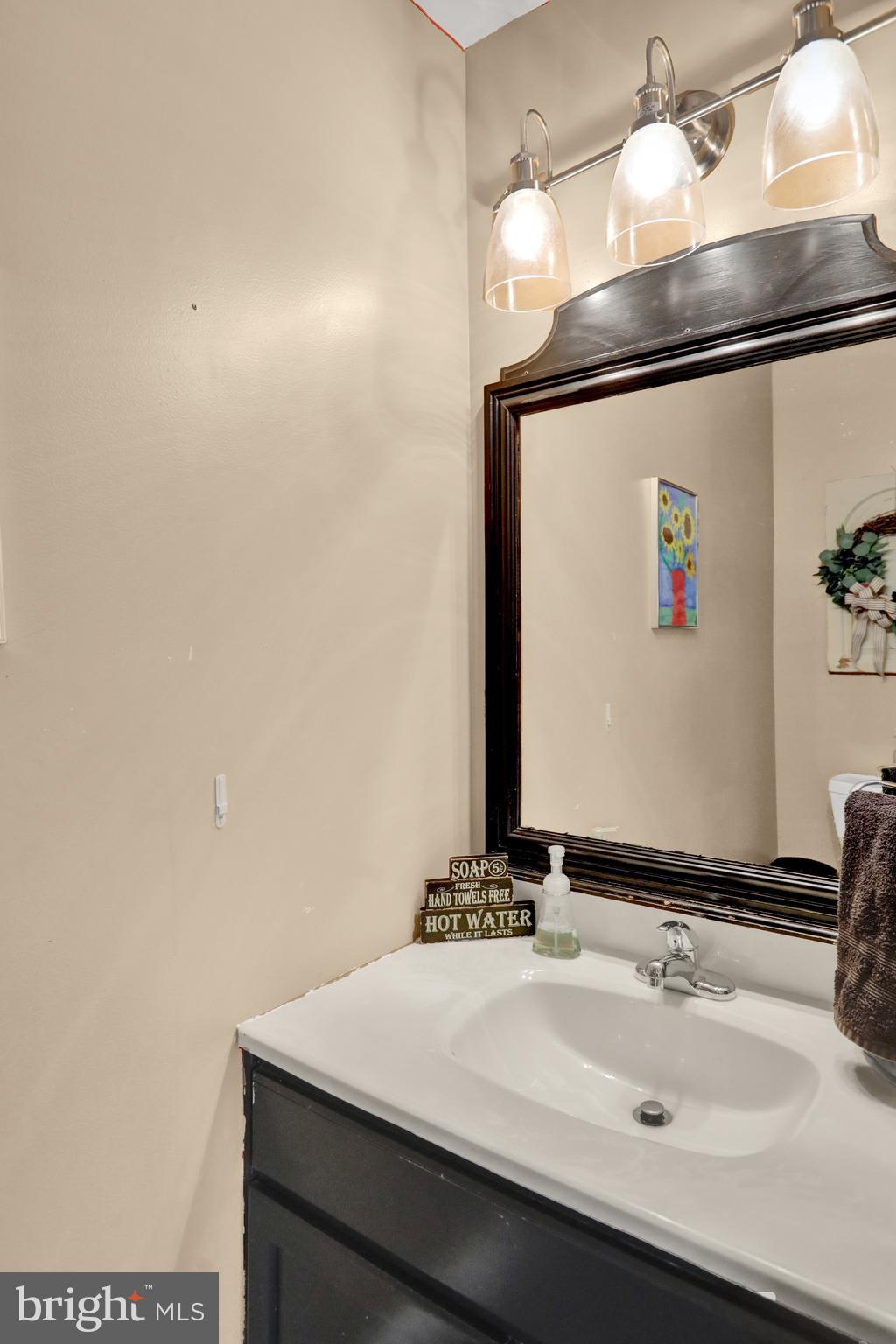 77 Miller Road Bernville, PA 19506 - Photo 11 of 39 Half Bath