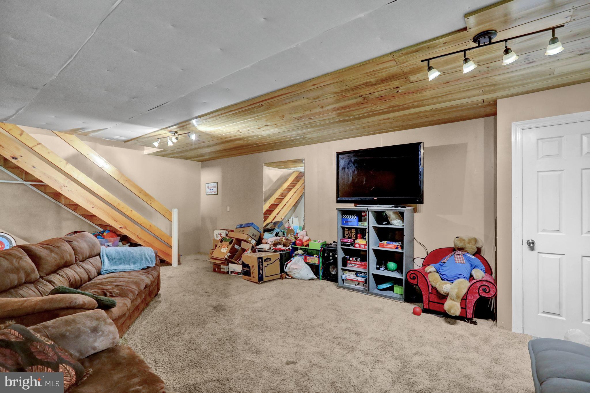 77 Miller Road Bernville, PA 19506 - Photo 24 of 39