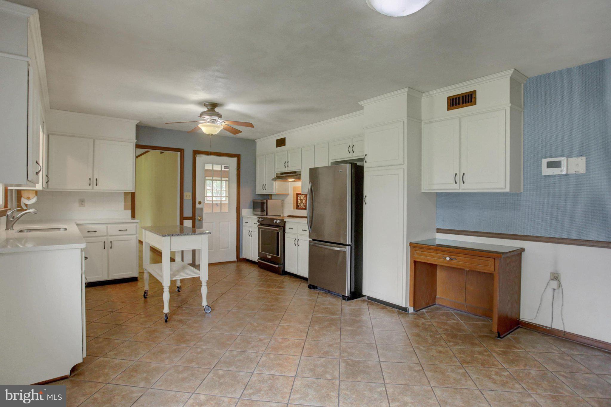 3580 Scotland Road Chambersburg, PA 17202 - Photo 24 of 48 kitchen