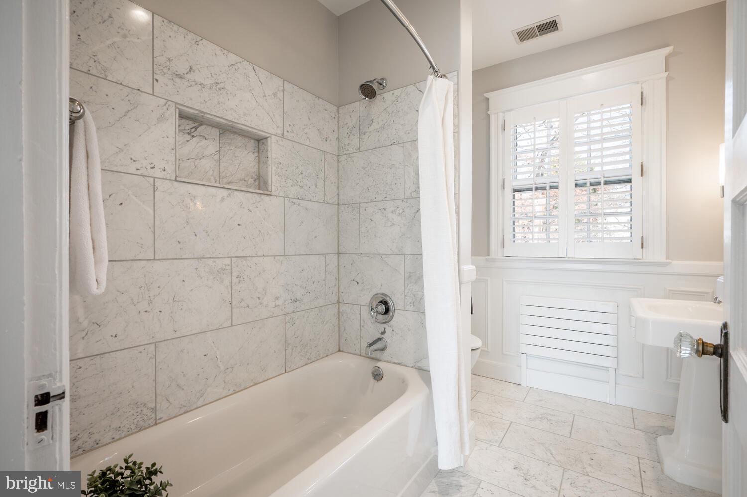 28 West Irving Street Chevy Chase, MD 20815 - Photo 37 of 53