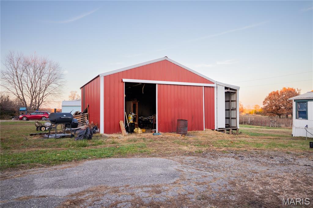 21764 Rice Drive Lebanon, MO 65536 - Photo 3 of 23